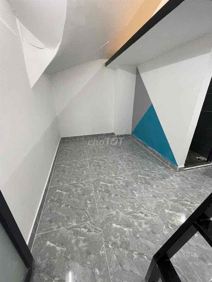 Phòng trọ gác, giá hạt dẻ phù hợp hssv