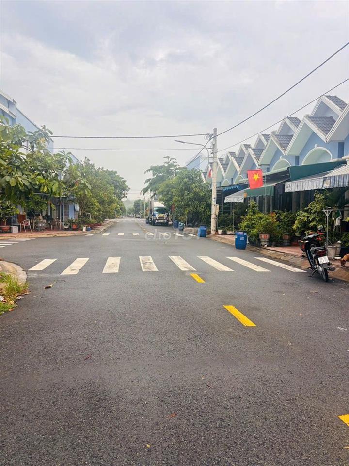 CHÍNH CHỦ BÁN NHÀ ĐẸP BẾN CÁT