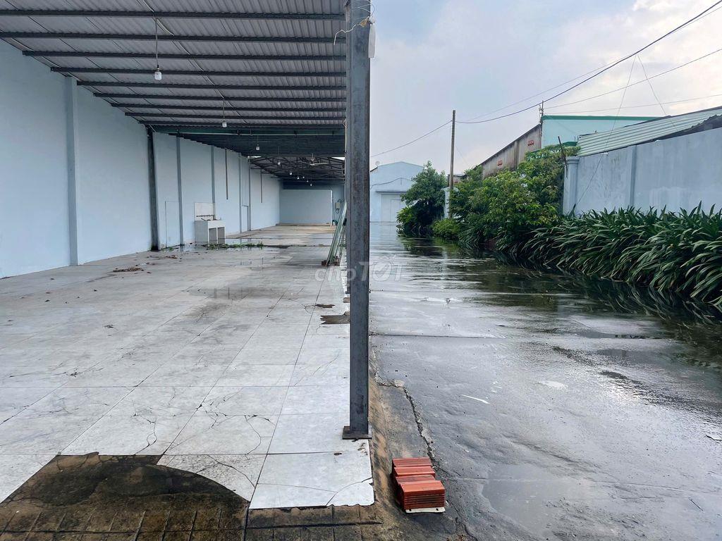 Cho thuê Kho Xưởng Trần Hưng Đạo, 1700m2, giá 100tr, có 3 pha