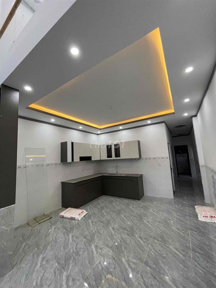 bán nhà sổ riêng giá tốt