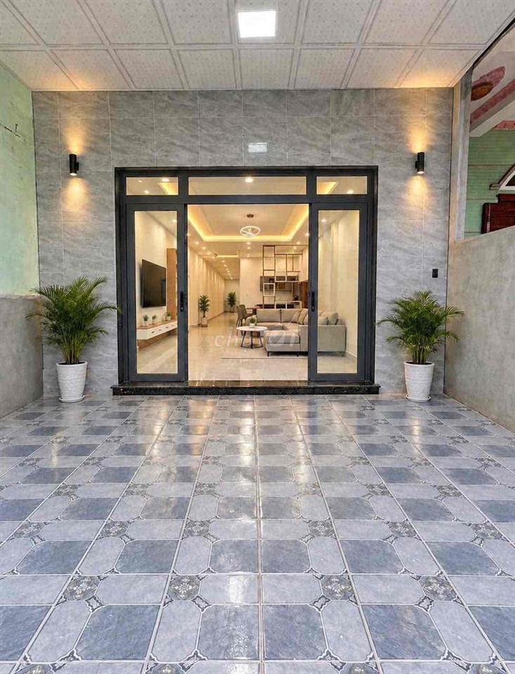 Cần bán nhà gần chợ Thánh Tâm gấp. Diện tích 100m2. Full thổ cư