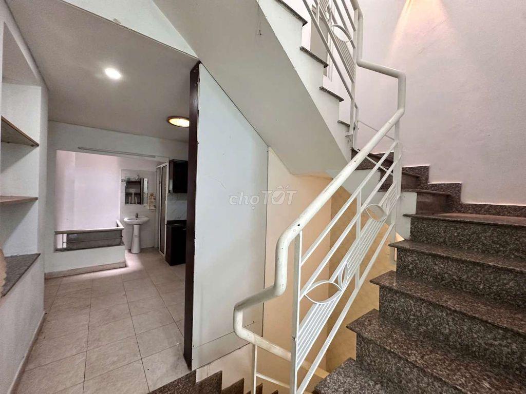 chính chủ cho thuê chỉ 24tr còn thương lượng nhà mới đẹp hxh