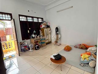 TÌM BẠN NỮ Ở GHÉP CHUNG PHÒNG