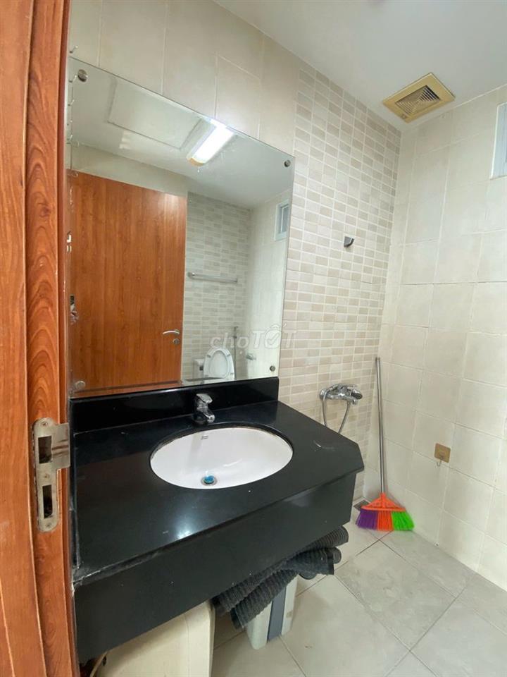 Bán căn hộ 2PN, 2WC tại Tản Đà Court, 86 Tản Đà, 7,5 tỷ, 78m2
