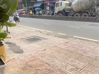 cho thuê Sân buôn bán buổi sáng