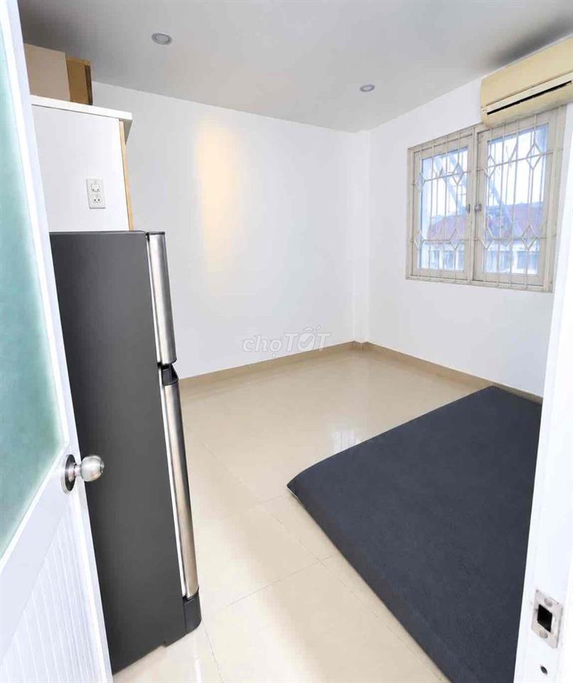 Cho thuê 1 tầng 2pn 1wc full NT kdc Jamona City