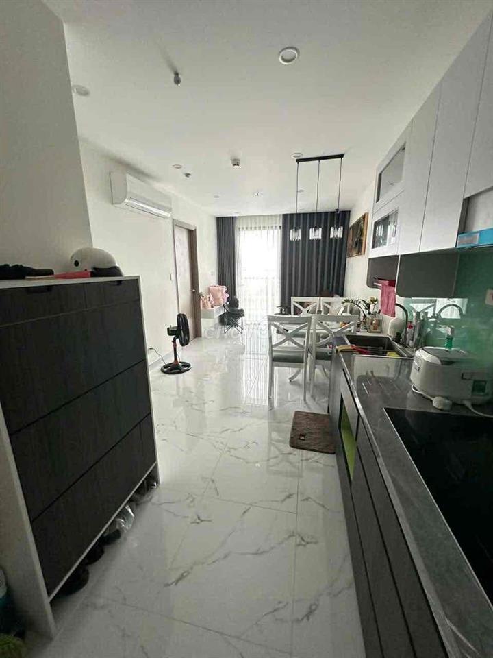 Cho thuê Vinhome Grand Park 2PN 2WC BS8