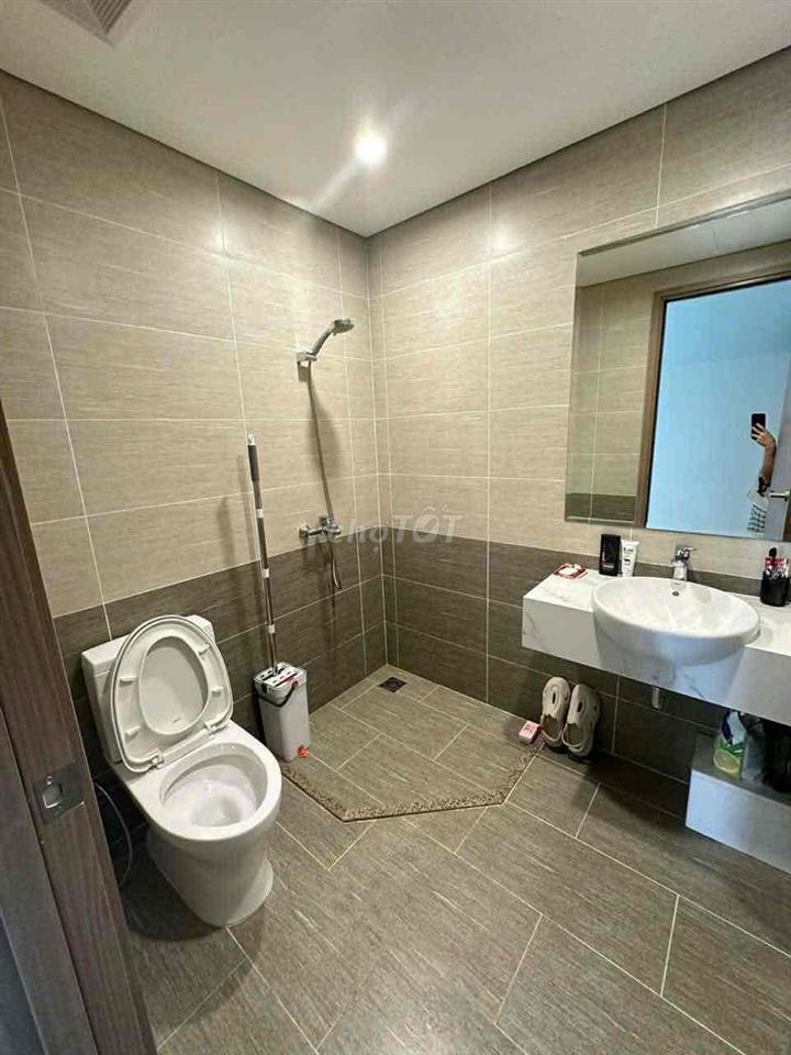 Cho thuê Vinhome Grand Park 2PN 2WC BS8