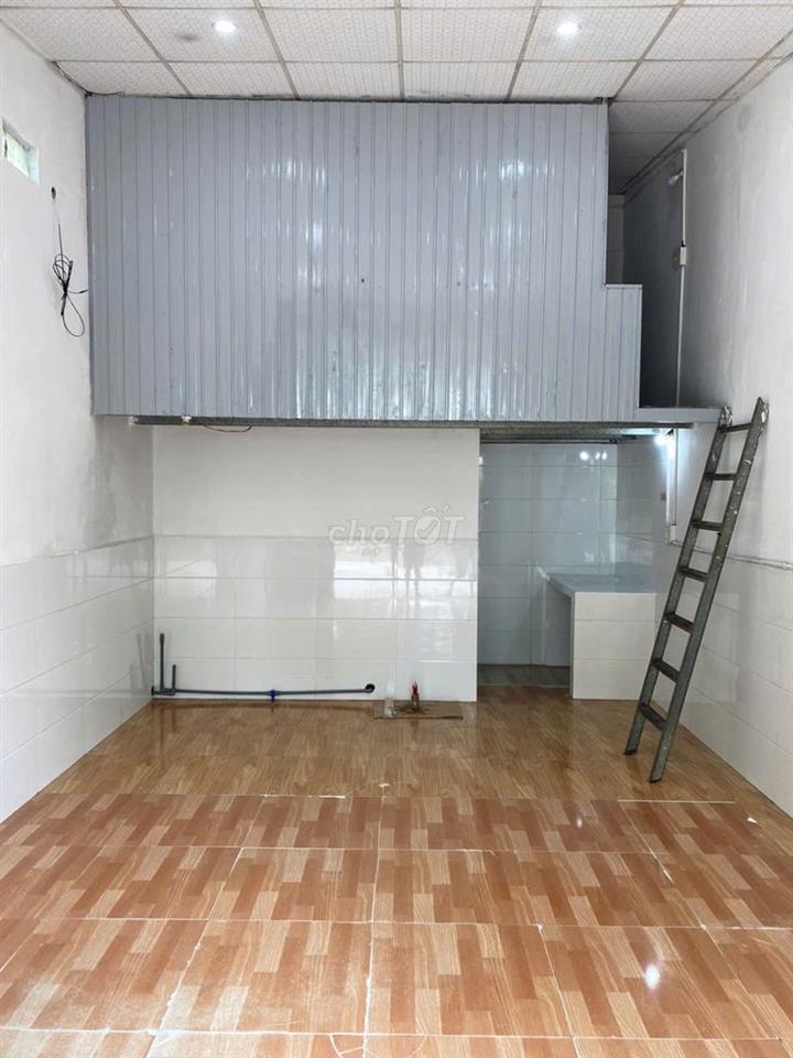 Cho thuê mặt bằng kinh doanh mặt tiền đường Âu Cơ