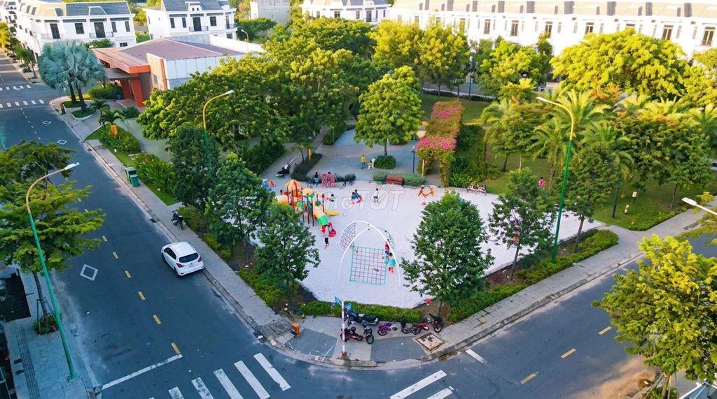 887tr sở hữu nhà đối diện công viên thông vành đai 4 gần ĐH Việt Đức