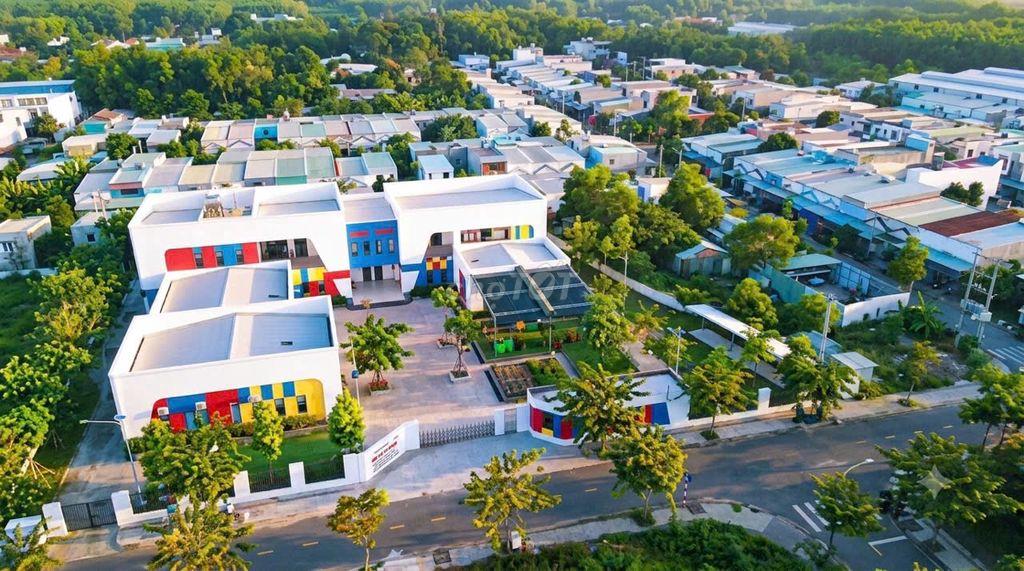 887tr sở hữu nhà đối diện công viên thông vành đai 4 gần ĐH Việt Đức