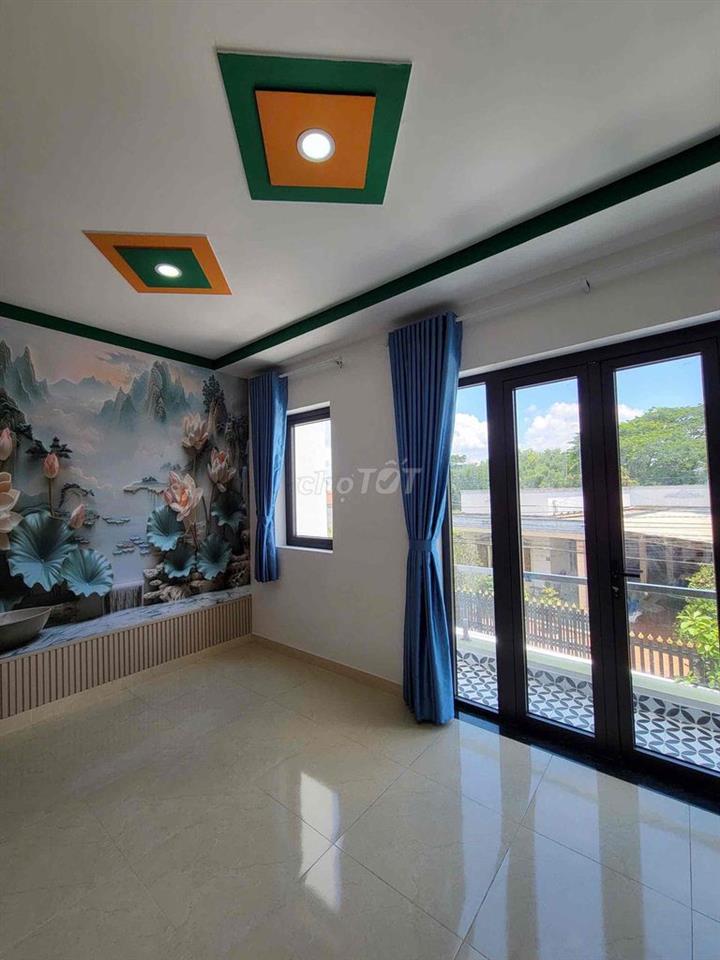 chính chủ kẹt tiền hạ giá căn này còn 3tỷ500 DT 5x20