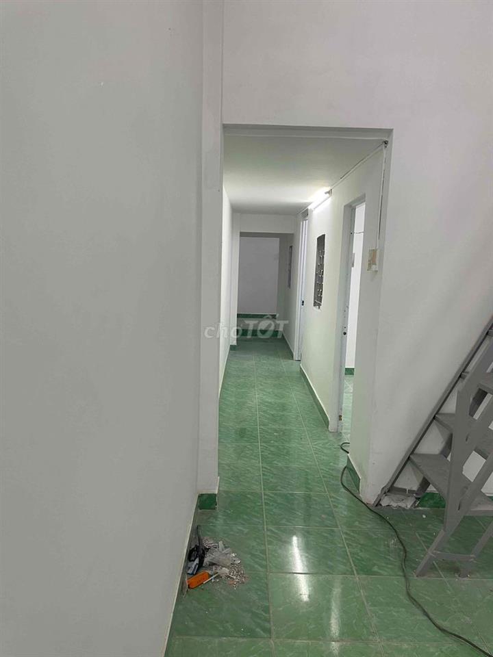 Nhà bán hóc môn sát bên q12 (3.3x20) Giá 1tỷ450 TL