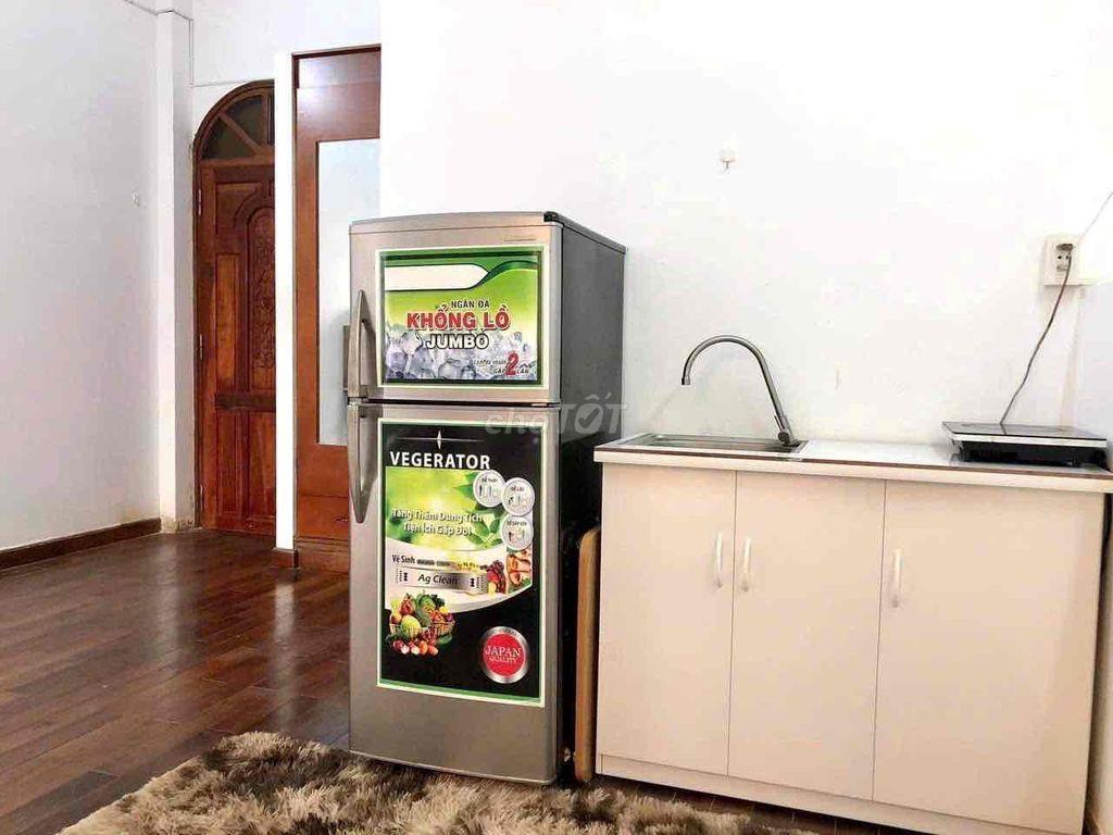 CHO THUÊ PHÒNG CÓ BAN CÔNG ĐỀ THÁM Q1