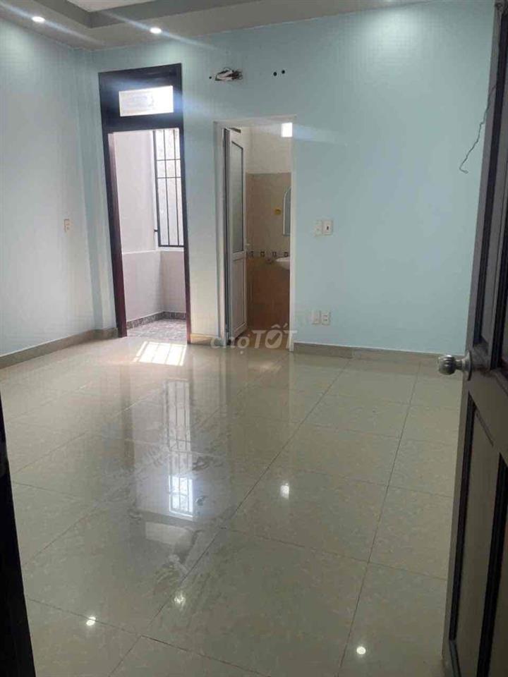 Đi định cư, cần bán nhà