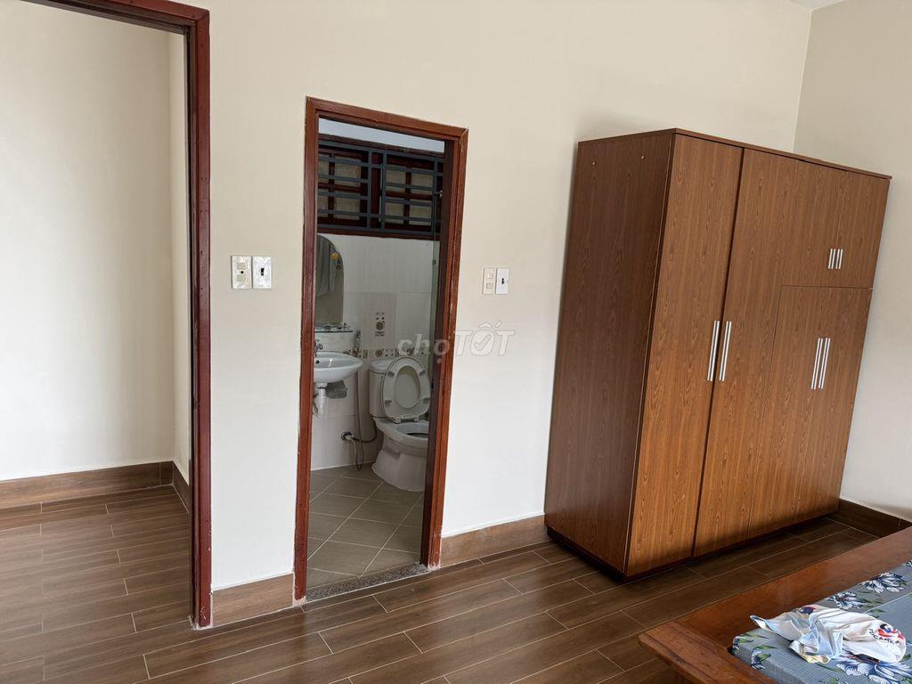 Bán chung cư Nguyễn Kim 65m 2pn Thang máy thẻ từ.