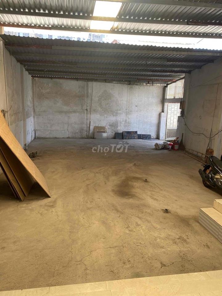 Cần bán nhà mặt tiền