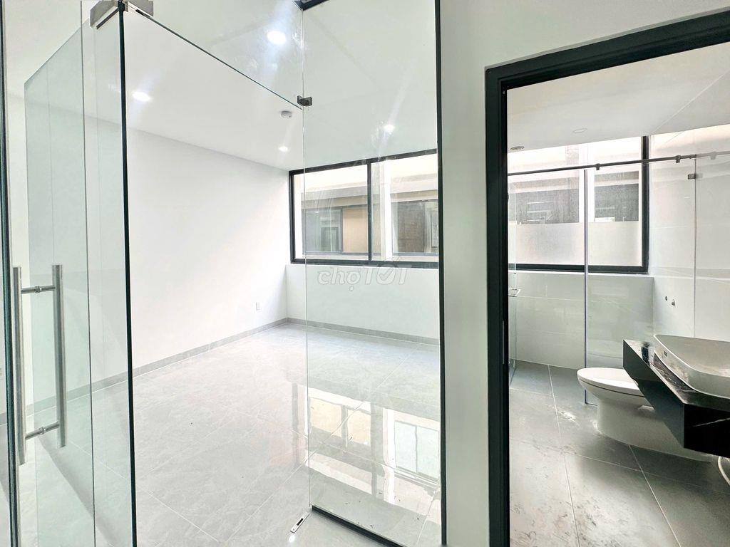 CẦN BÁN GẤP NHÀ PHỐ SOHO QUẬN 2 30 TỶ ĐÃ HOÀN THIỆN , ĐÃ CÓ SỔ.