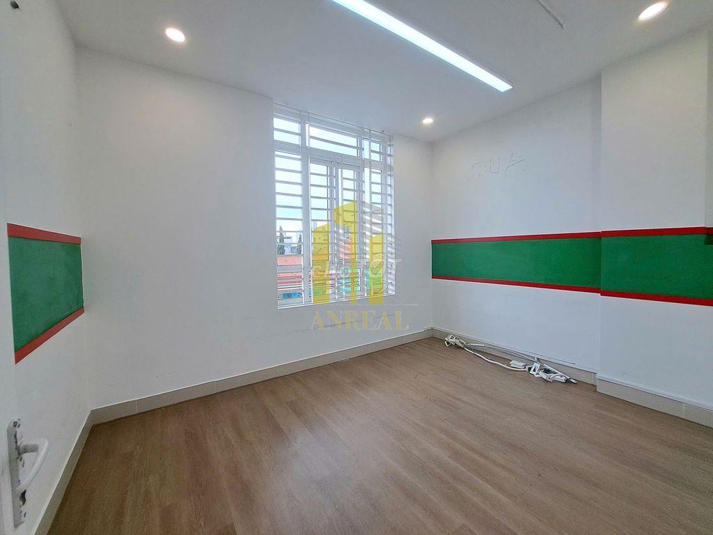 BIỆT THỰ 450M2 GẦN SONG HÀNH - MỞ TRƯỜNG HỌC - VĂN PHÒNG GIÁ 55 TRIỆU