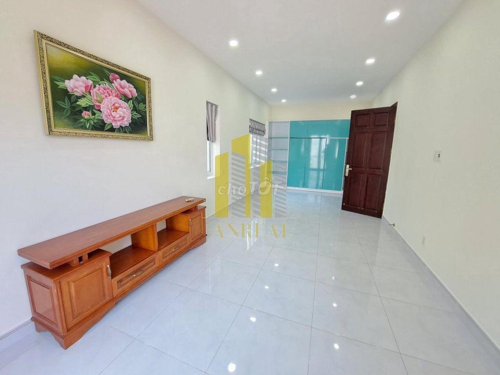 CHO THUÊ CĂN BIỆT THỰ GÓC 3 LẦU 4 PHÒNG ĐƯỜNG TRẦN LỰU GIÁ 45 TRIỆU