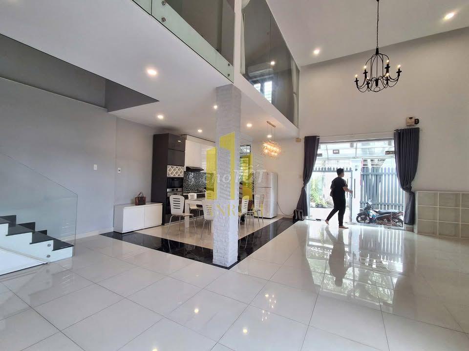 CHO THUÊ VILLA CĂN GÓC ĐƯỜNG TRẦN NÃO GIÁ 38 TRIỆU