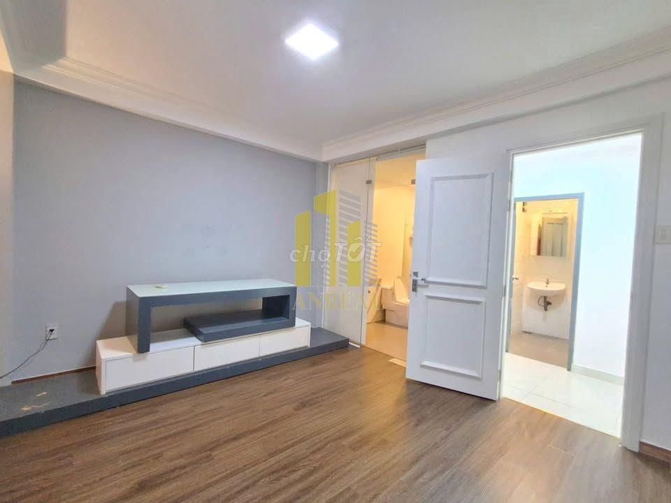 CHO THUÊ VILLA CĂN GÓC ĐƯỜNG TRẦN NÃO GIÁ 38 TRIỆU