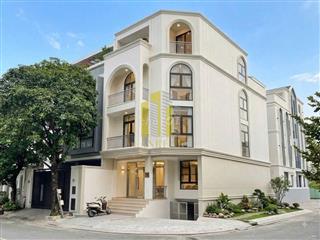 CHO THUÊ VILLA SÀN TRỐNG HIỆN ĐẠI - GIÁ 82 TRIỆU