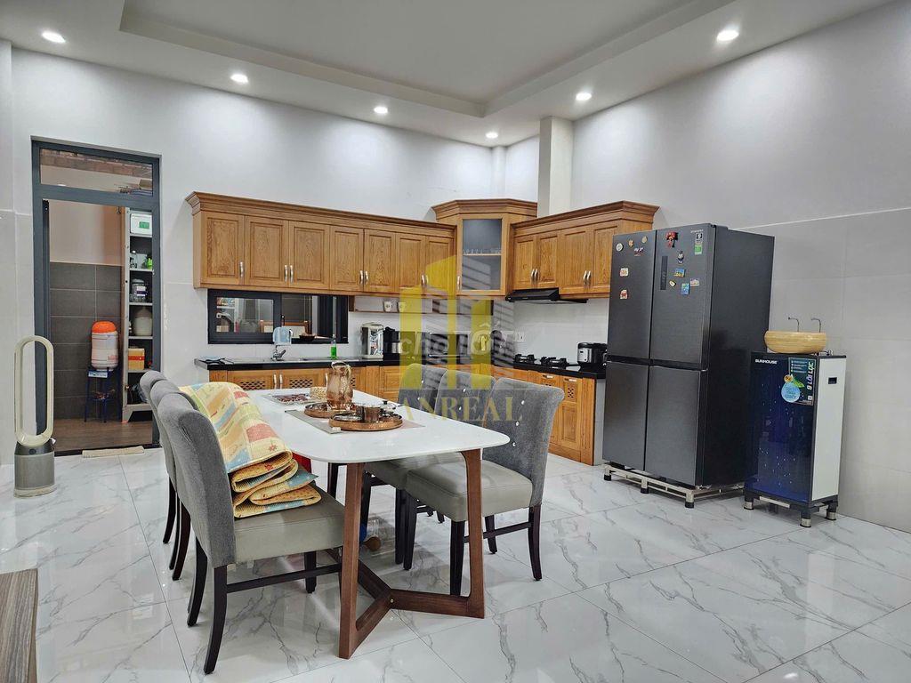 CHO THUÊ NHÀ 3 LẦU SÂN XE HƠI - ĐẦY ĐỦ NỘI THẤT GIÁ 30 TRIỆU