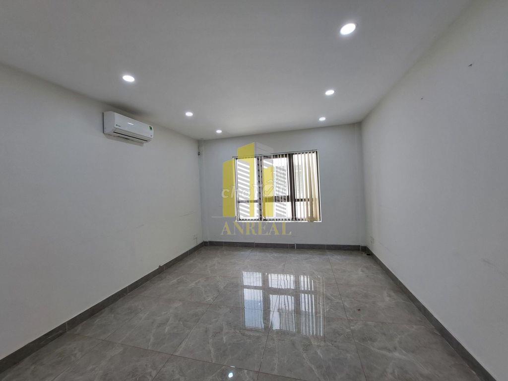 CHO THUÊ NHÀ MẶT TIỀN NGUYỄN HOÀNG HOÀNG 2 LẦU 4 PHÒNG GIÁ 28 TRIỆU . 