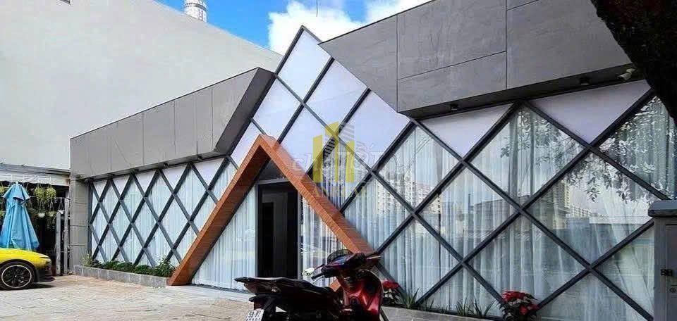 MẶT BẰNG MẶT TIỀN TRẦN LỰU 15X20M THUẬN TIỆN KINH DOANH.