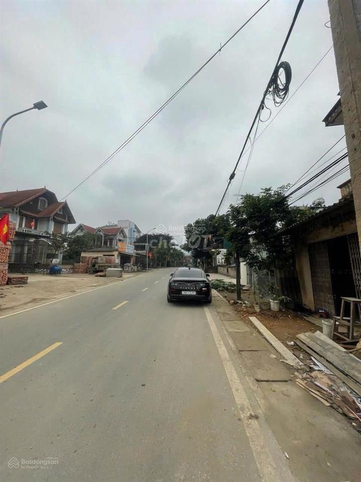 Bán nhà 2 tầng mặt đường Khoang Xanh Suối Tiên, Vân Hòa, Ba Vì