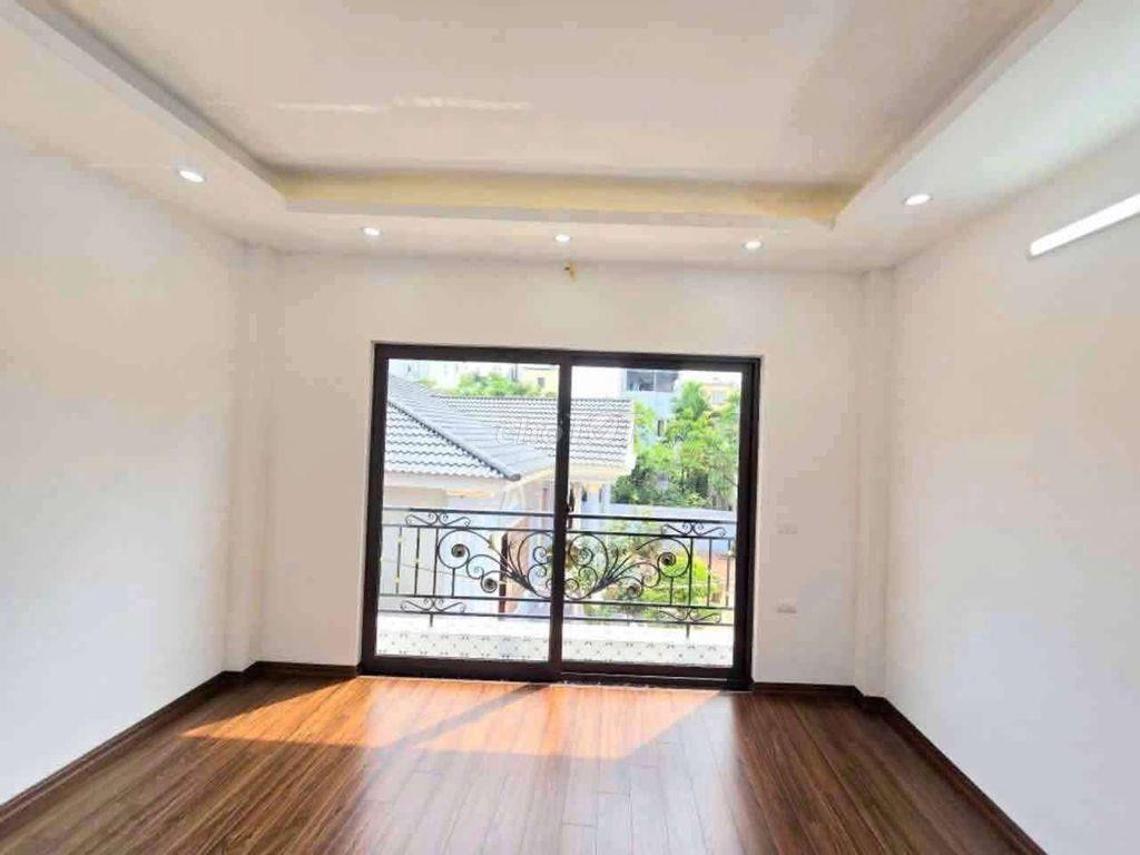 Bán nhà ngõ 148 Ngọc Hồi Hoàng Liệt Hà Nội 45m x 5 tầng 