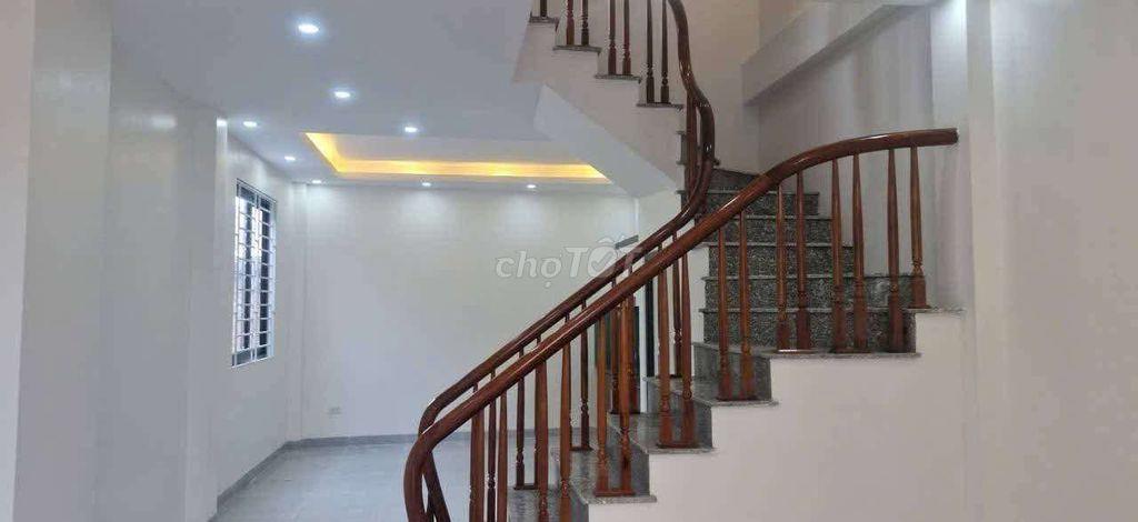 Bán nhà Vĩnh Ninh Vĩnh Quỳnh Thanh Trì Hà Nội 50m x 4 tầng