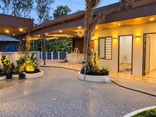 CHỦ CẦN BÁN NHANH NHÀ VƯỜN CÓ AO CÁ TẠI TRUNG TÂM VĨNH LONG