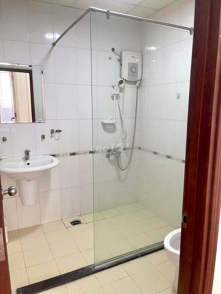 Chung cư Miếu Nổi- Vũ Huy Tấn cho thuê căn 2p ngủ giá 10tr/tháng