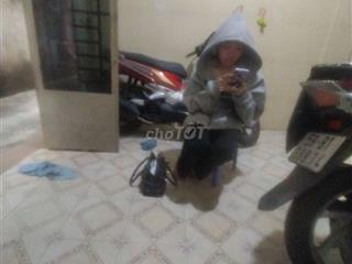 Cho thuê nhà Gồm 1 trệt một lầu.bep ăn phòng máy lạnh 