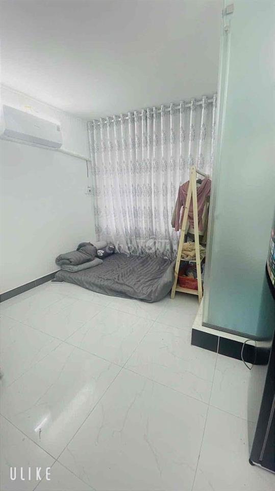 Bán chung cư mặt tiền đường trầ hưng đạo 1 tỉ 250 triệu sổ hồng riêng