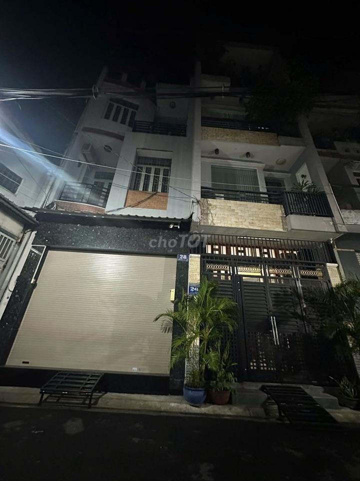 Cho thuê nhà nguyên căn, 1 trệt, 2 lầu và 1 sân thượng
