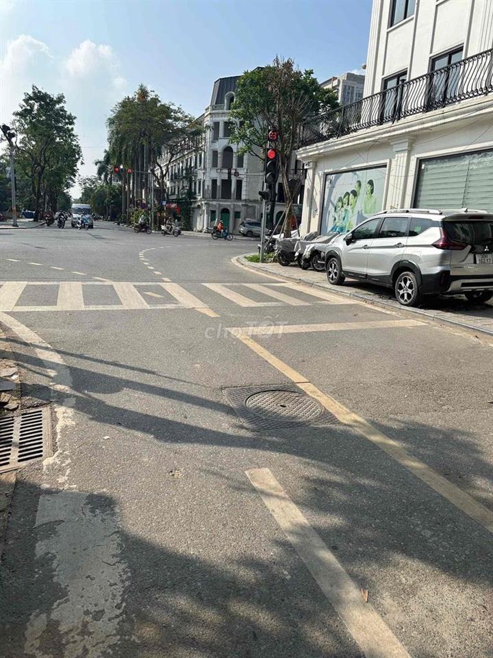 cho thuê tầng 1 khu đô thị văn phú