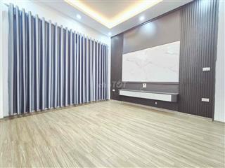 nhà mới xây 4 tầng