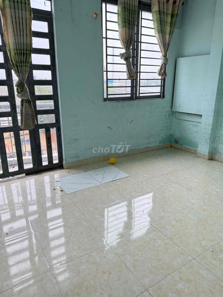 Cho thuê nhà liên khu 4-5 bình tân   4*16 1 trệt,2 lầu sân thượng. 3pn