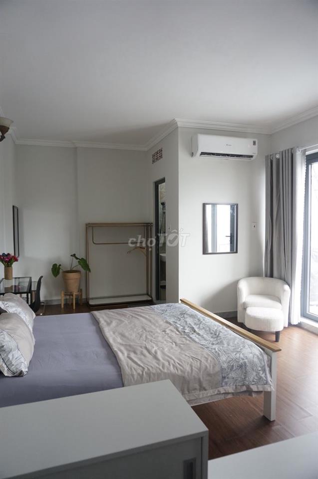 🏠 CHO THUÊ STUDIO FULL NỘI THẤT – BAN CÔNG SIÊU RỘNG | QUẬN 3