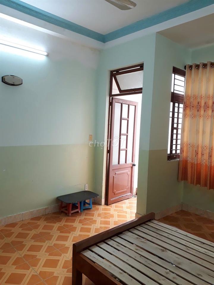 PHÒNG CHO THUÊ Q. TÂN PHÚ 20m2