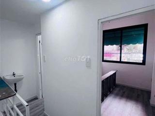 Chính chủ bán nhà Quận 11 * Giá rẻ 2 tỷ - 2PN 2WC - Gấp bán