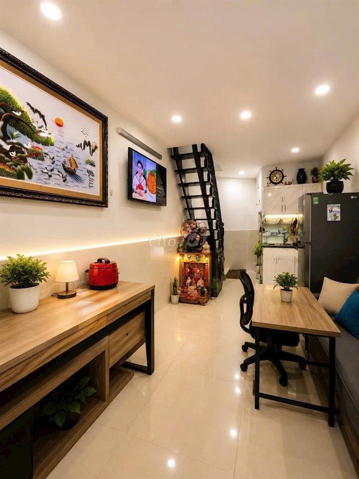Chính chủ bán nhà Mặt tiền hẻm kinh doanh - 2 phòng ngủ