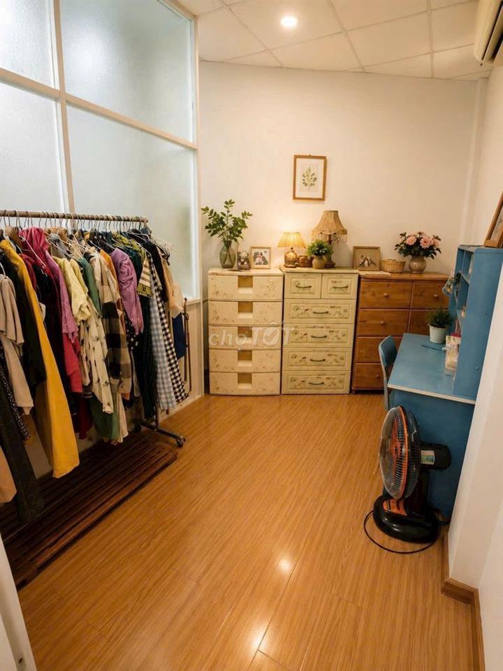 Chính chủ bán nhà Mặt tiền hẻm kinh doanh - 2 phòng ngủ
