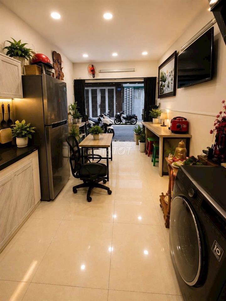 Chính chủ bán nhà Mặt tiền hẻm kinh doanh - 2 phòng ngủ