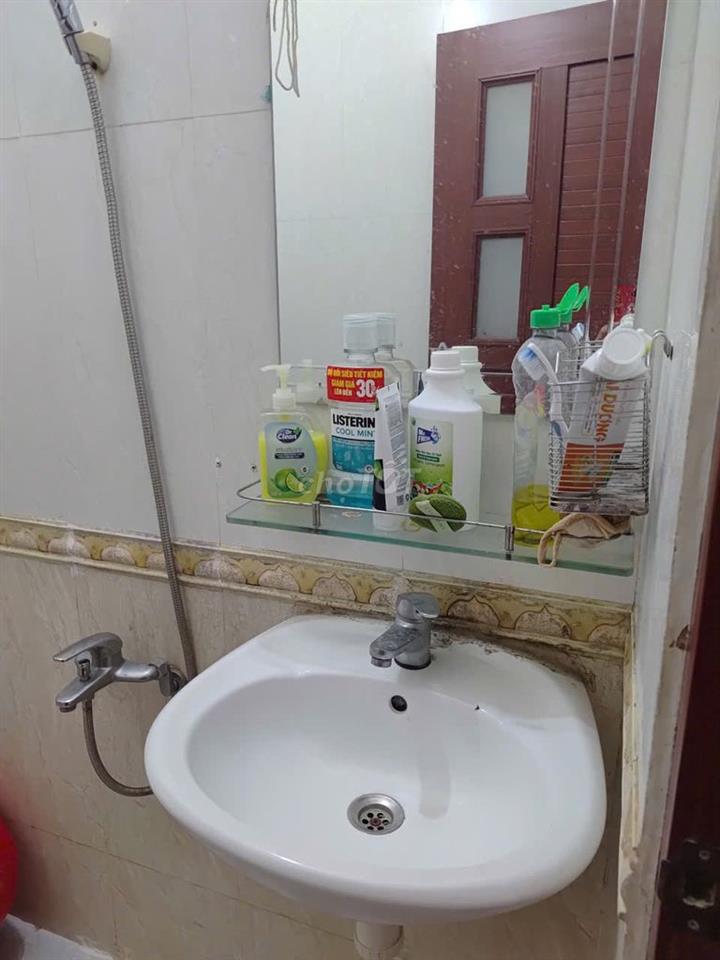 Cho thuê phòng trọ trung tâm Q3, gần ga, BV, chợ, trường học