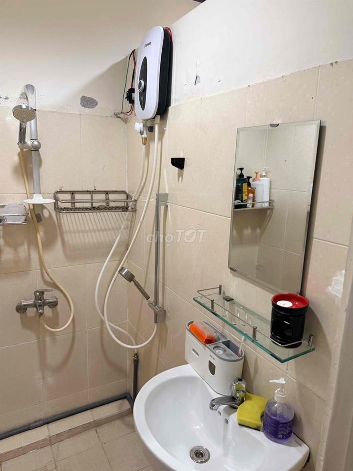 Tìm bạn nữ share 1 PN,dọn vào ở ngay gần cầu chữ Y, cầu Ng Tri Phương