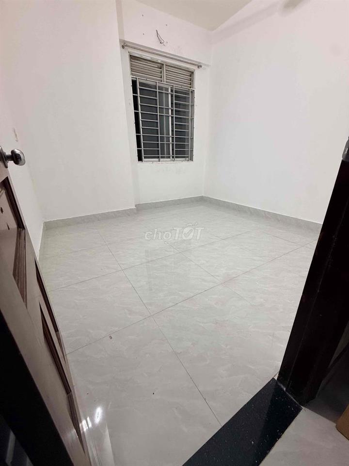 Tìm bạn nữ share 1 PN,dọn vào ở ngay gần cầu chữ Y, cầu Ng Tri Phương
